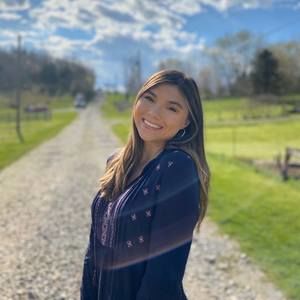 Meet your Posher, Maddie